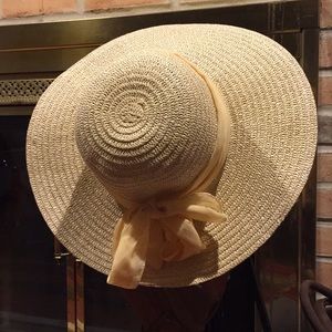Woman’s sun hat